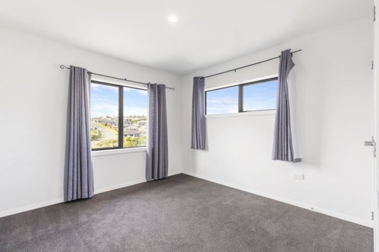 Photo of property in 8 Southill Way, Pyes Pa, Tauranga, 3112