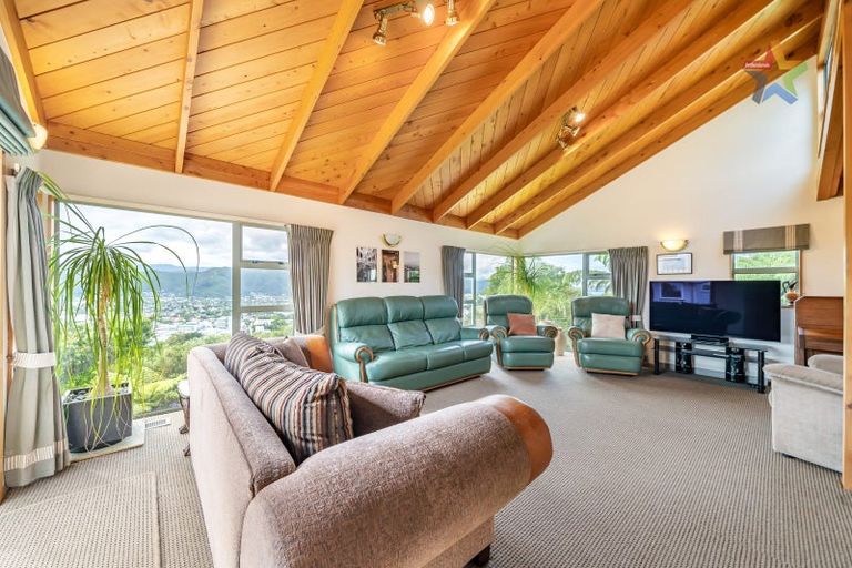 Photo of property in 81 Normandale Road, Normandale, Lower Hutt, 5010