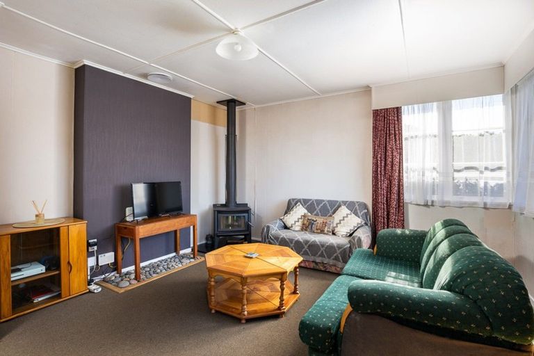 Photo of property in 41 Seymour Street, Waitara, 4320
