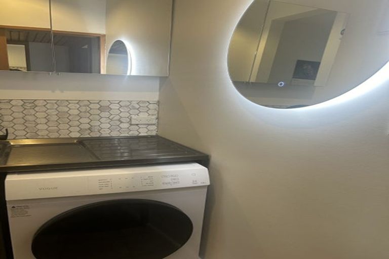 Photo of property in 68 Innes Road, St Albans, Christchurch, 8052