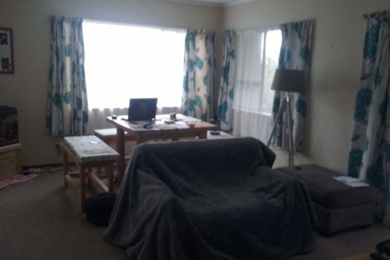 Photo of property in 83 Daffodil Street, Titirangi, Auckland, 0604