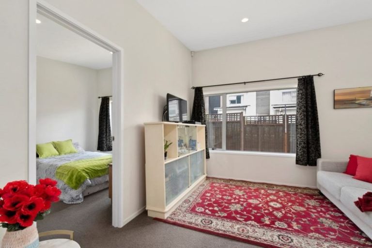 Photo of property in 10 Squadron Drive, Hobsonville, Auckland, 0616