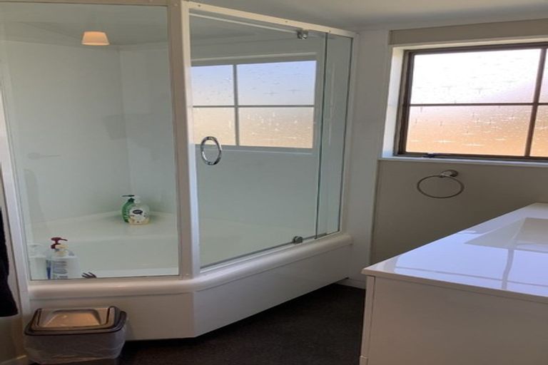 Photo of property in 14b Nikau Grove, Woburn, Lower Hutt, 5010