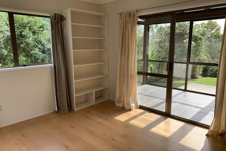 Photo of property in 7 Kauri Road, Stanmore Bay, Whangaparaoa, 0932