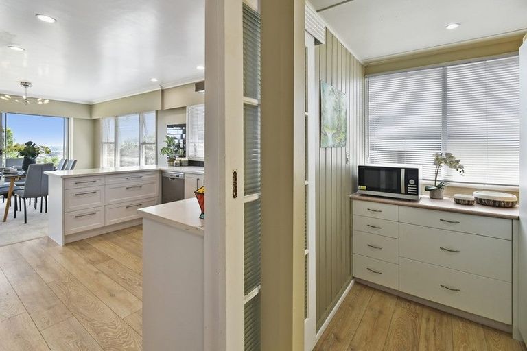 Photo of property in 8 Hamlet Place, Pukekohe, 2120