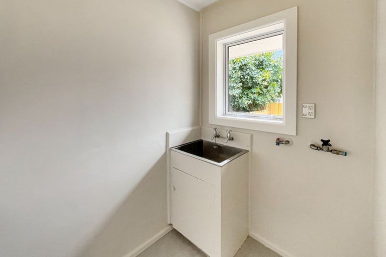Photo of property in 1/14 Ashfield Place, Ilam, Christchurch, 8041