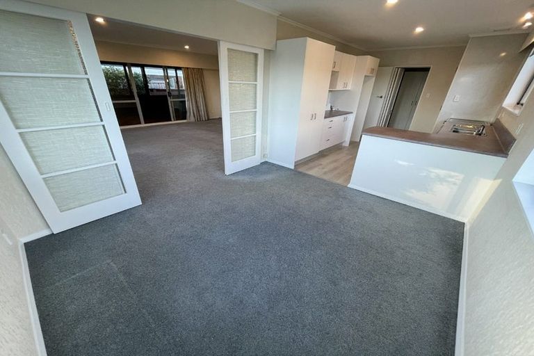 Photo of property in 8 Tacoma Drive, Totara Park, Upper Hutt, 5018