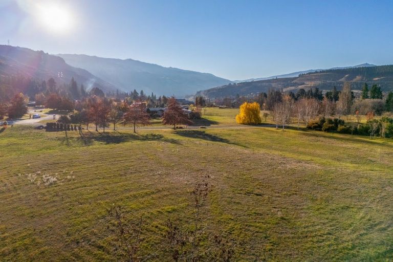 Photo of property in 8 Paulin Road, Earnscleugh, Alexandra, 9391