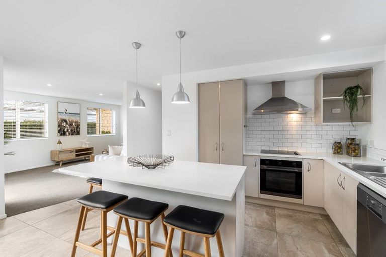 Photo of property in 48c Hatton Road, Orewa, 0931