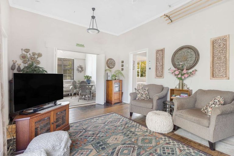 Photo of property in 21 Portia Street, Stratford, 4332