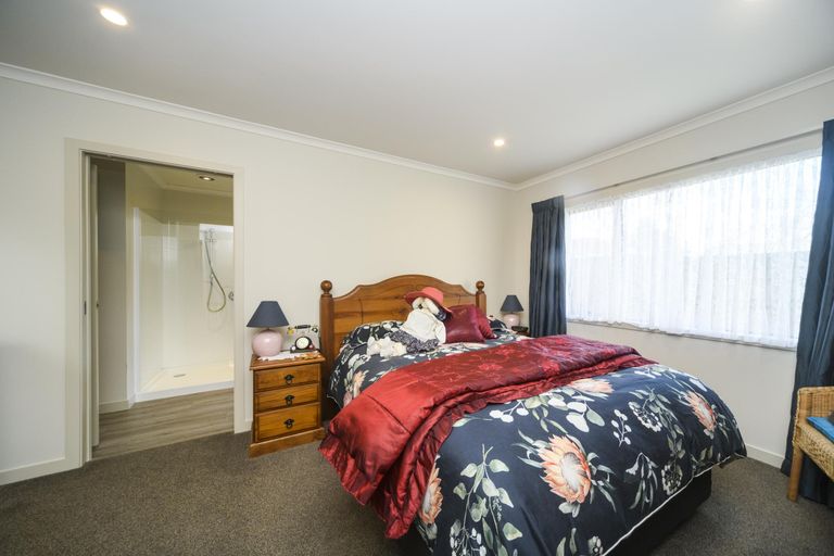 Photo of property in 95 Tremaine Avenue, Westbrook, Palmerston North, 4412