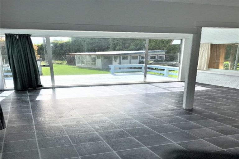 Photo of property in 1ra Ngapeke Road, Welcome Bay, Tauranga, 3175