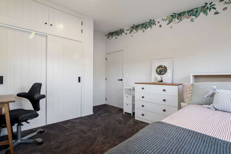 Photo of property in 14 Mowhanau Drive, Kai Iwi, Whanganui, 4574