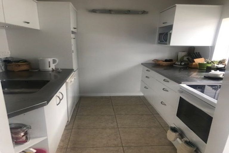 Photo of property in Hobson Court Flats, 15/70u Hobson Street, Thorndon, Wellington, 6011