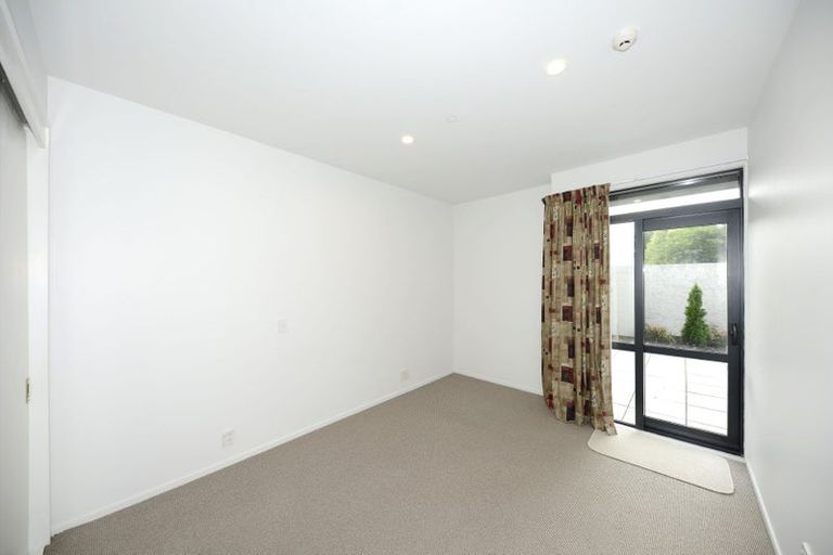Photo of property in Gloucester Towers, 2/28 Gloucester Street, Christchurch Central, Christchurch, 8013