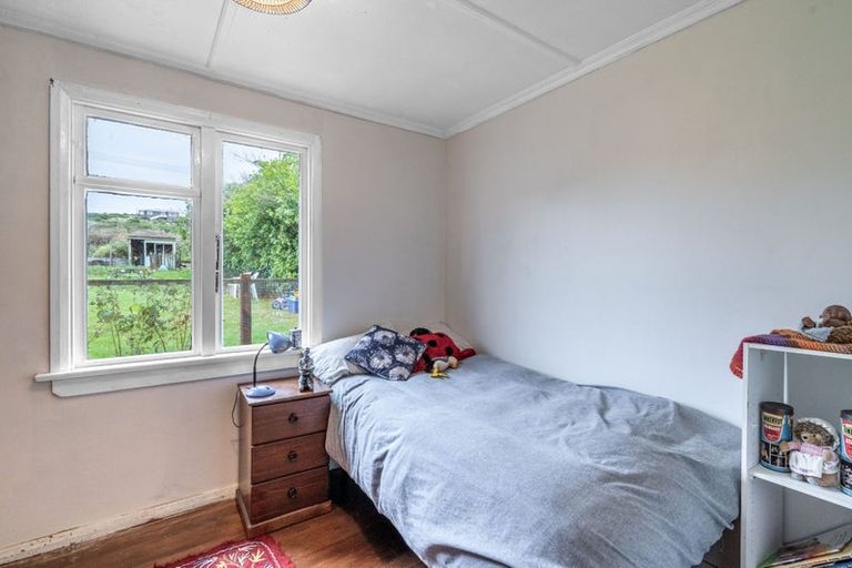 Photo of property in 44 Ocean Beach Road, Bluff, 9814