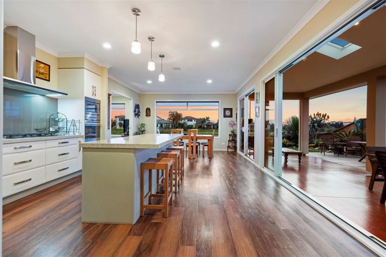 Photo of property in 163 Oriental Parade, Papamoa Beach, Papamoa, 3118