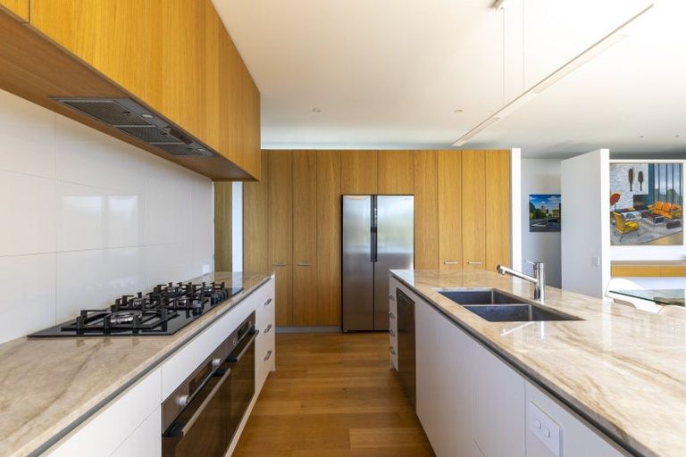 Photo of property in 5 Barrett Road, Spotswood, New Plymouth, 4310