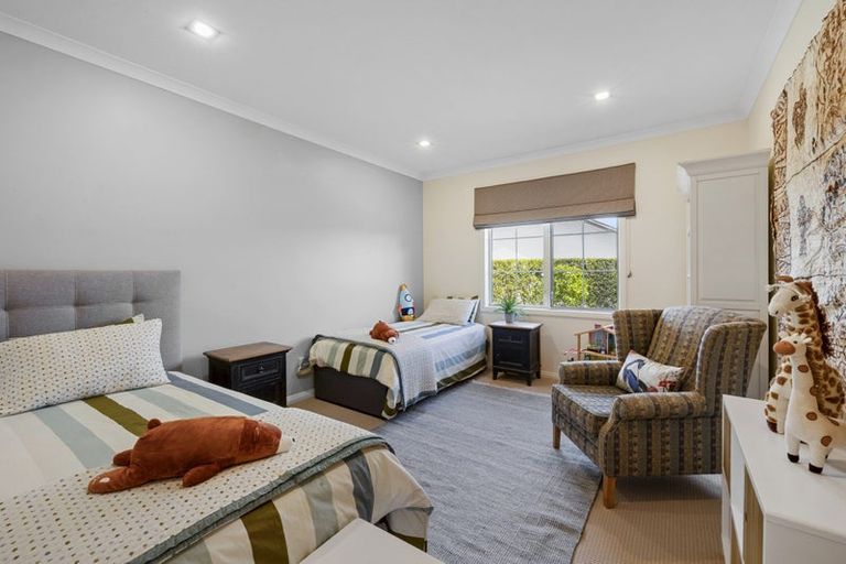 Photo of property in 8b Sampson Avenue, Waiwhakaiho, New Plymouth, 4312