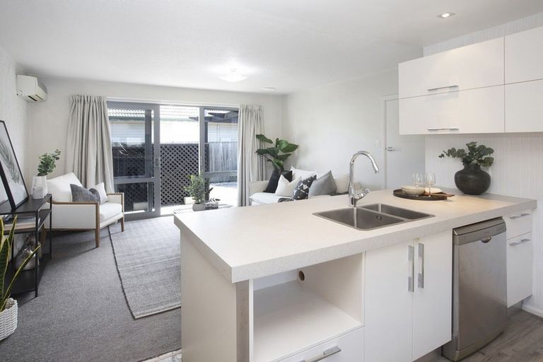 Photo of property in 22 Ravenna Street, Avonhead, Christchurch, 8042