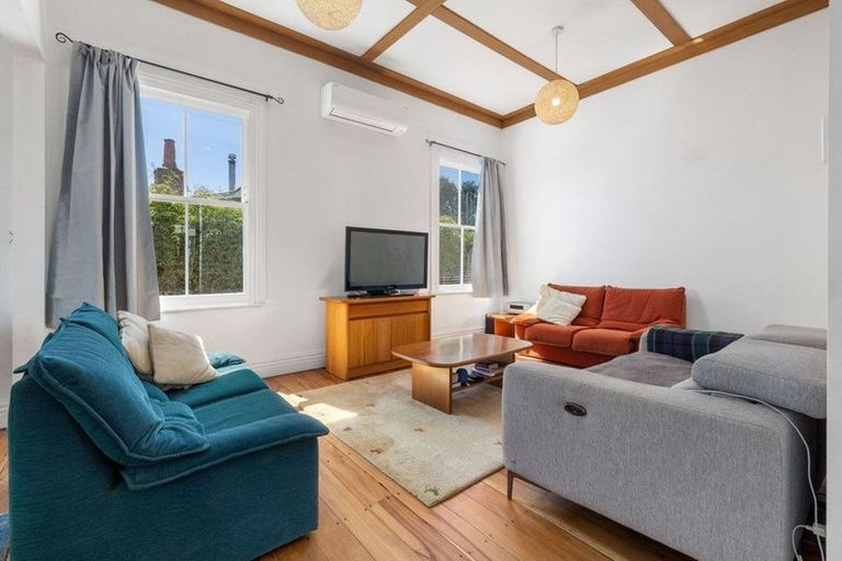 Photo of property in 35 Victoria Street, Masterton, 5810