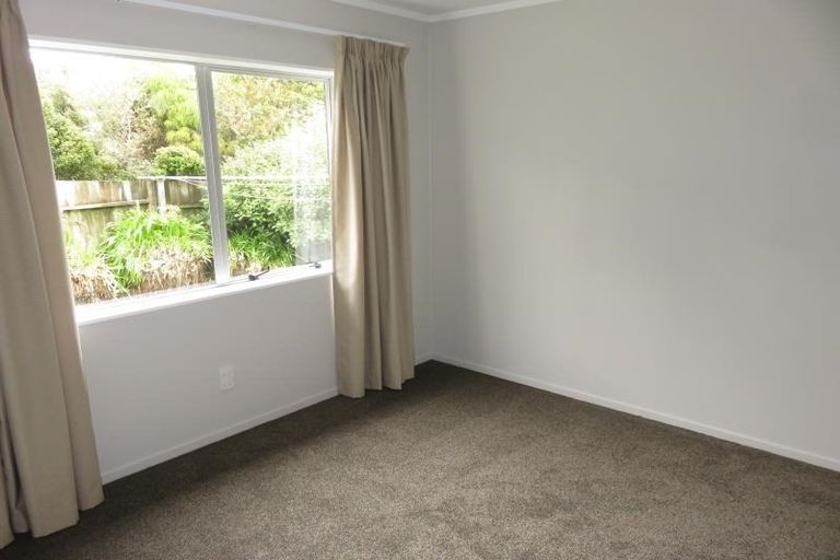 Photo of property in 4 Mallard Grove, Churton Park, Wellington, 6037
