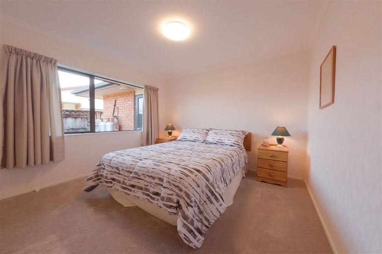 Photo of property in 8 Oribi Place, Whitianga, 3510