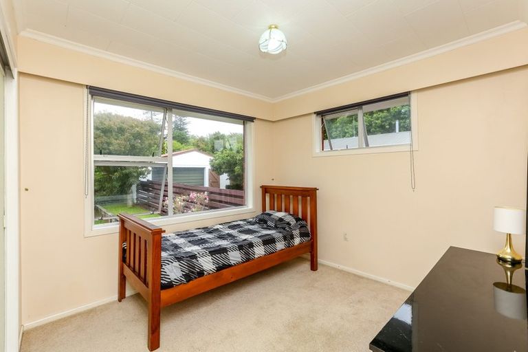 Photo of property in 5 Handley Place, Glen Avon, New Plymouth, 4312