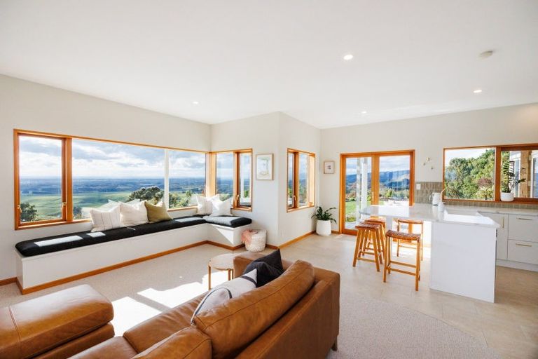 Photo of property in 333 Ngahere Park Road, Turitea, Palmerston North, 4472