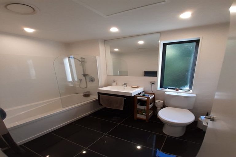 Photo of property in 15/8u Thatcher Crescent, Crofton Downs, Wellington, 6035