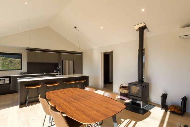 Photo of property in 4 Parera Lane, Jacks Point, Queenstown, 9371