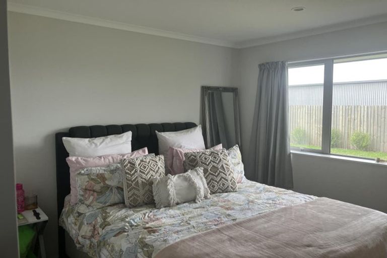 Photo of property in 40 Nicolau Avenue, Rolleston, 7615