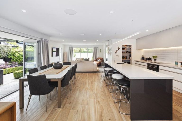 Photo of property in 135 Styx Mill Road, Casebrook, Christchurch, 8051