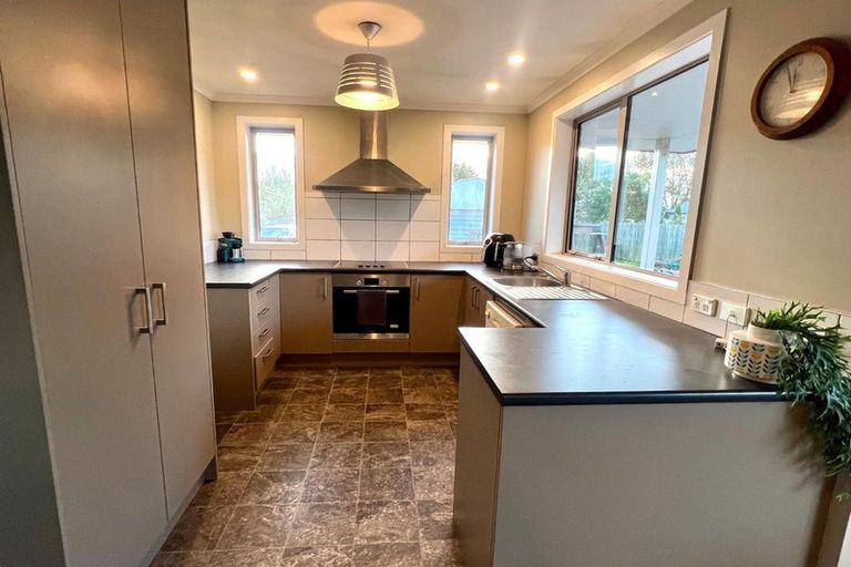 Photo of property in 17 Seddon Street, Highfield, Timaru, 7910