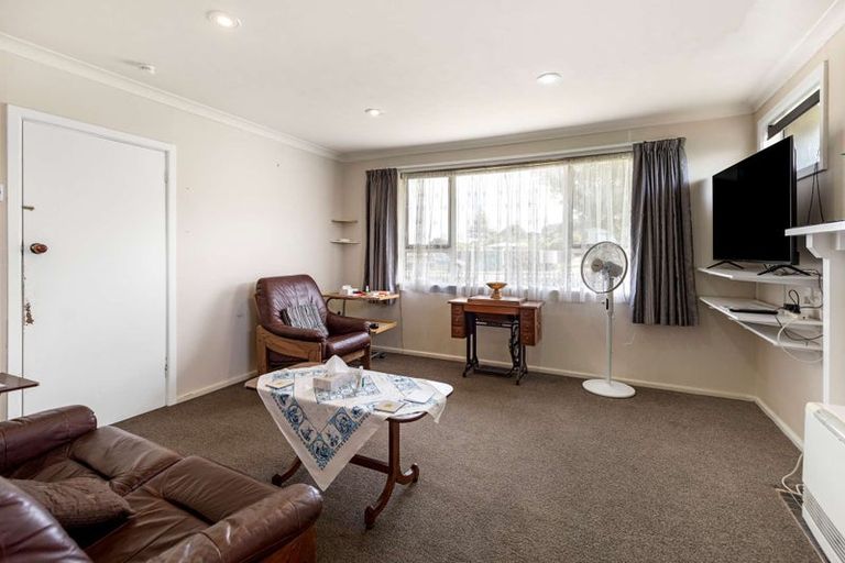 Photo of property in 38 Manuka Street, Castlecliff, Whanganui, 4501