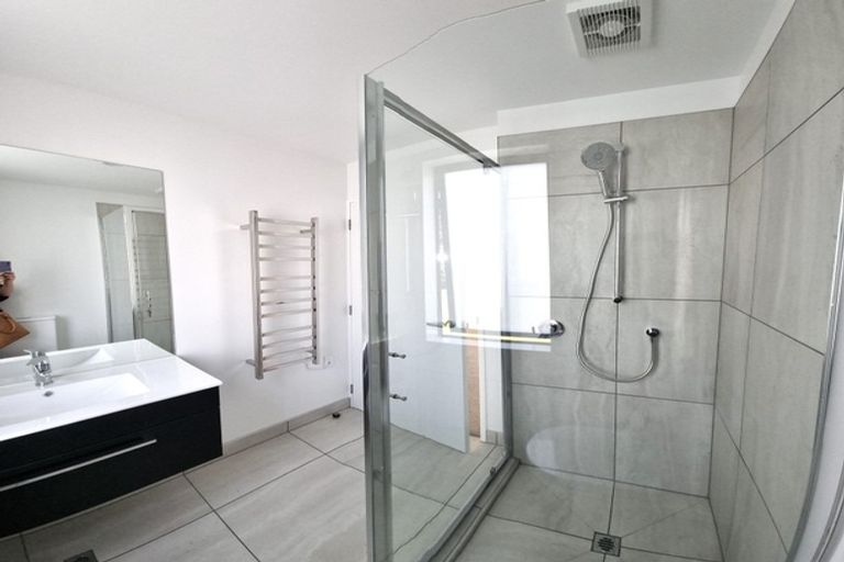 Photo of property in 16b Inglis Street, Seatoun, Wellington, 6022