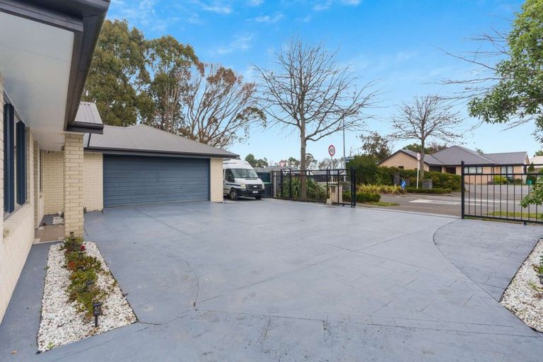 Photo of property in 17 Macartney Avenue, Halswell, Christchurch, 8025