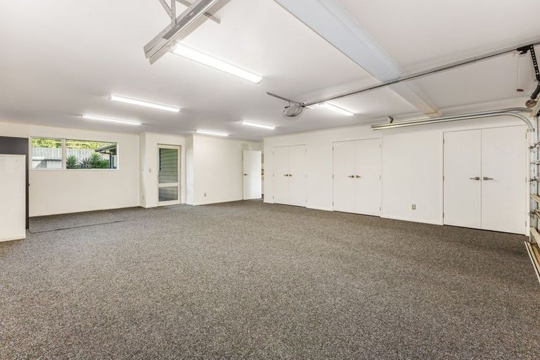 Photo of property in 26 Kilkelly Close, Tawa, Wellington, 5028