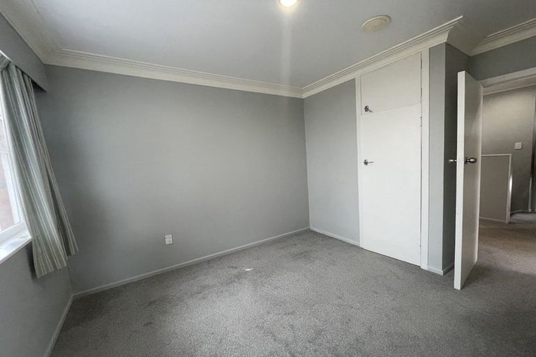 Photo of property in 89 Exmouth Road, Northcote, Auckland, 0627