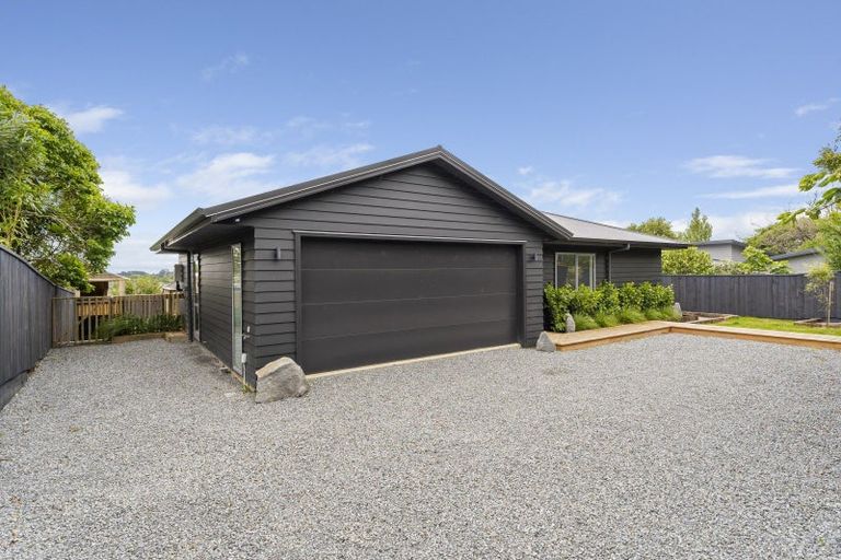 Photo of property in 22a Huia Street, Waikanae, 5036