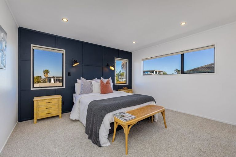 Photo of property in 2/30 Firth Road, Torbay, Auckland, 0630