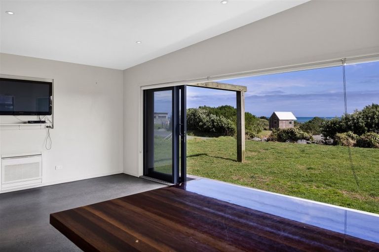 Photo of property in 299 Tai Road, Opunake, 4681