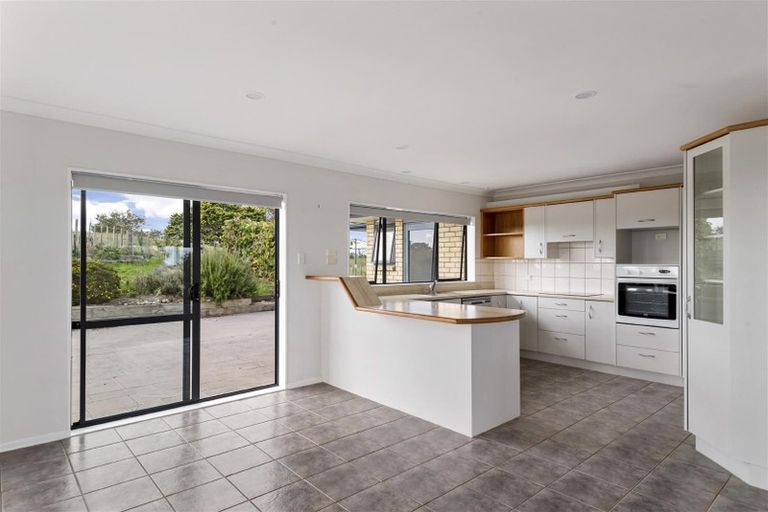 Photo of property in 139 Ostrich Farm Road, Pukekohe, 2676
