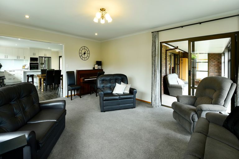 Photo of property in 6 James Place, Richmond, 7020