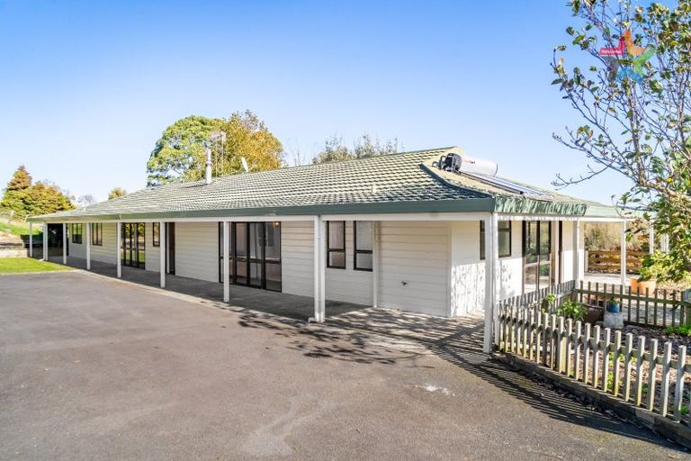Photo of property in 80 Greenwood Boulevard, Otaki, 5512