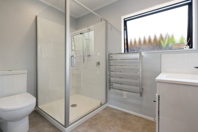 Photo of property in 70 Splitt Avenue, Glenview, Hamilton, 3206