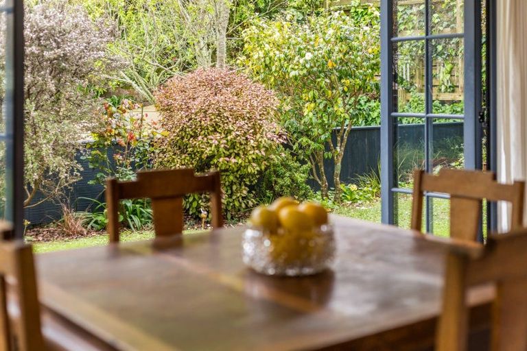 Photo of property in 1 Blakey Avenue, Karori, Wellington, 6012