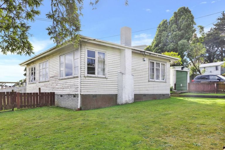 Photo of property in 75 Hampshire Street, Cannons Creek, Porirua, 5024