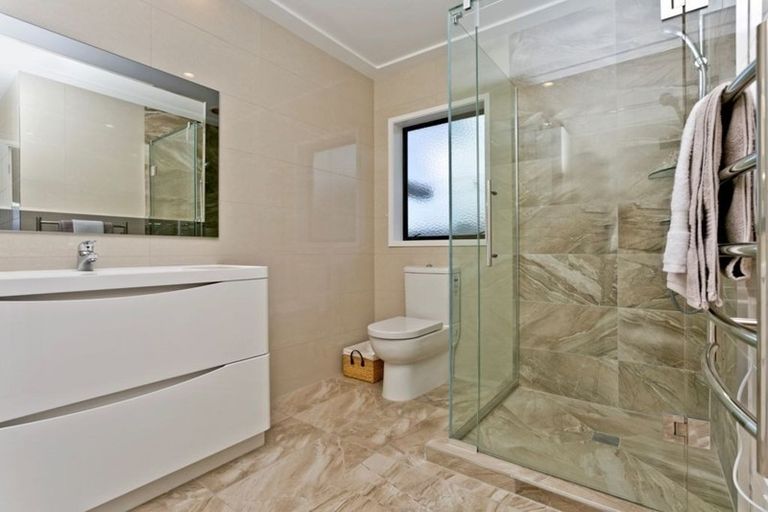 Photo of property in 3 Limeburners Close, Hobsonville, Auckland, 0618