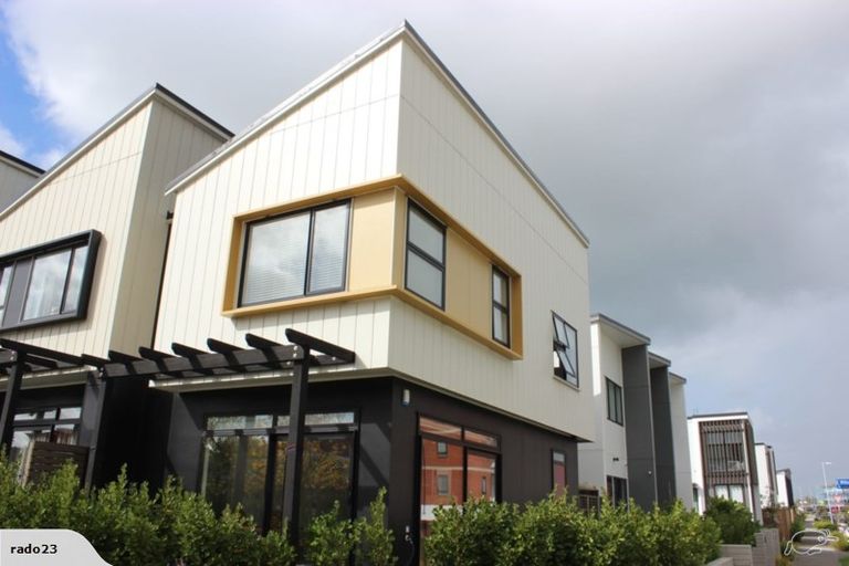 Photo of property in 2 Sidney Wallingford Way, Hobsonville, Auckland, 0616